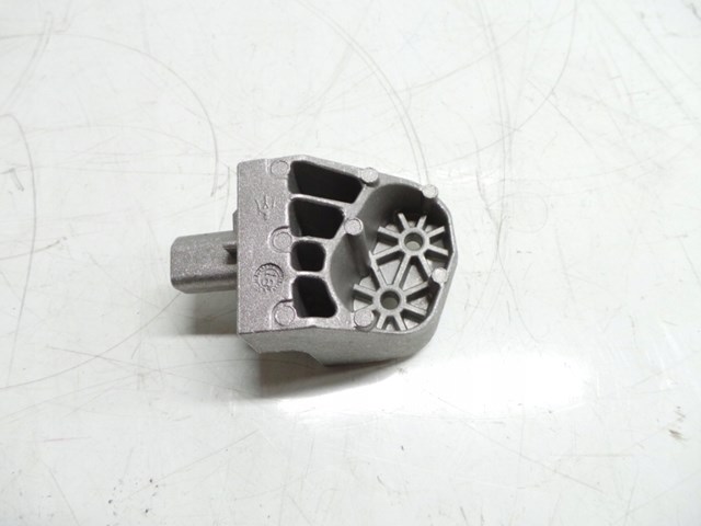 Купить 670001324 Maserati 