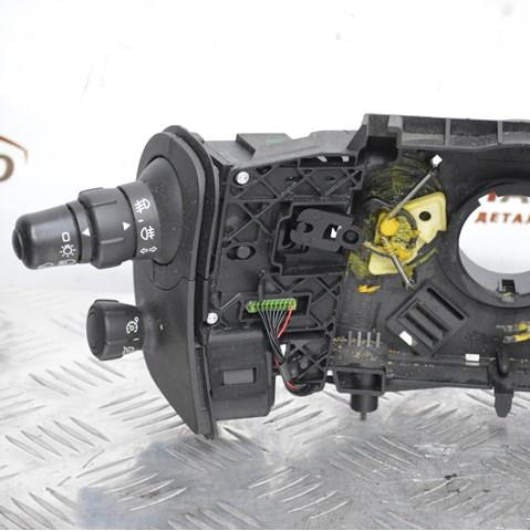 Правый подрулевой переключатель  Renault (RVI) 8200127728 цена, от 23.90 USD