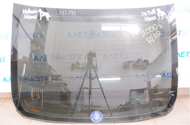Заднее стекло GS3040D21 XYG