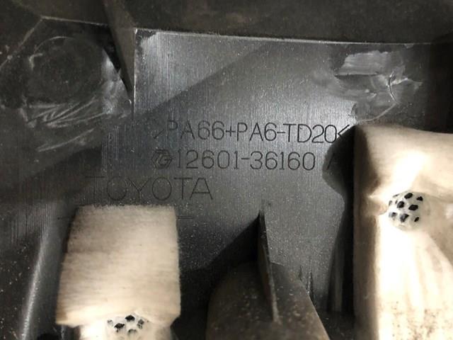 Крышка мотора декоративная Toyota 1260136160