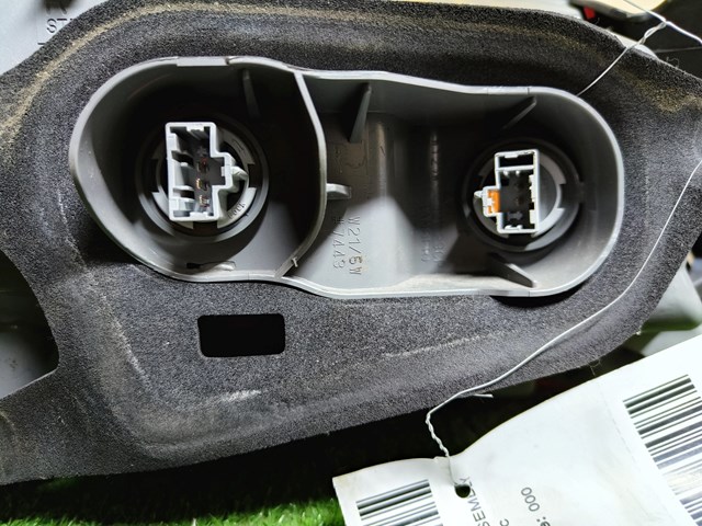 8330A368 Mitsubishi Фонари задние