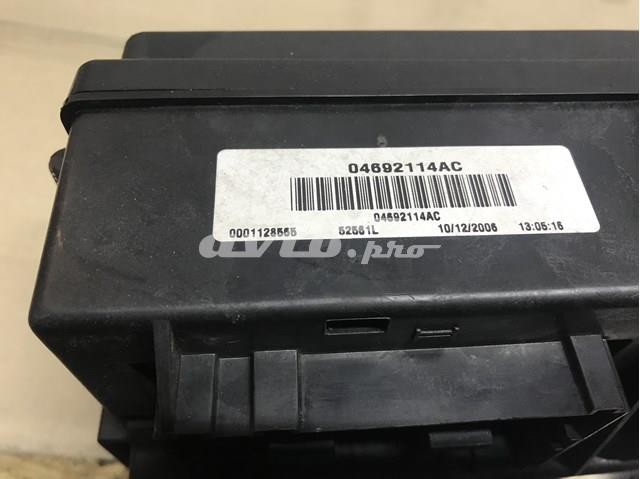 04692114AC Chrysler 