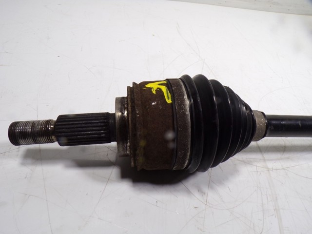 Привод передний левый Renault (RVI) 391014031R цена, от 56.49 USD
