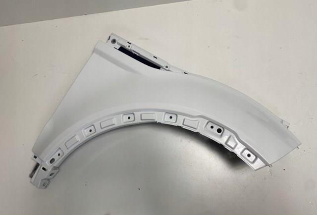 Купить LR027589 Land Rover Крыло переднее правое