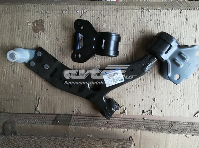 CV6Z3079G Ford braço oscilante inferior esquerdo de suspensão dianteira