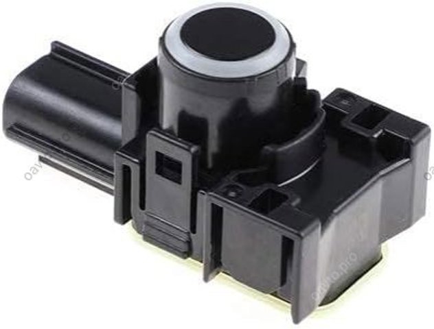 Датчики парковки задний Mazda GMK667UC151