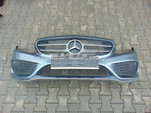 Передний бампер A2058801840 Mercedes