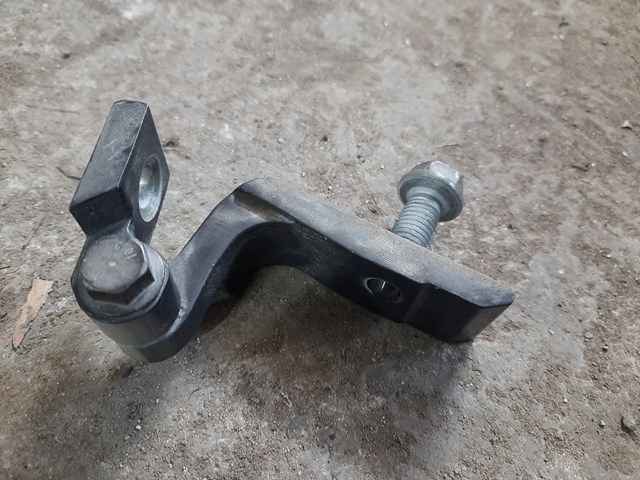 7246064 BMW 