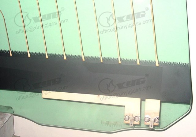 7028BGSR1E XYG Стекло двери задка
