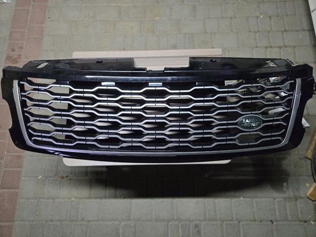 LR083321 Land Rover Решетка радиатора