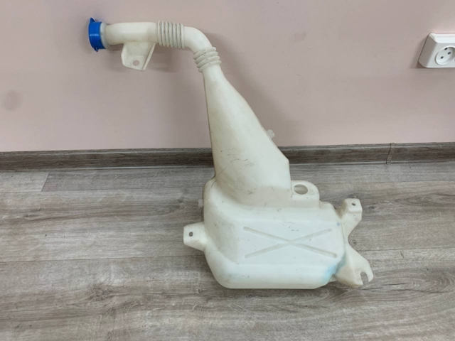 Бачок омывателя лобового стекла Tesla Model S седан (5YJS) (2012 - 2016) цена, от 31.69 USD