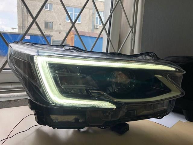 Правая фара 84002AN12A Subaru