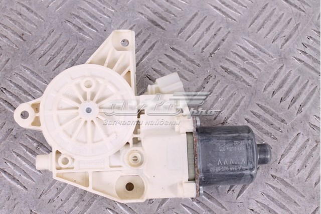 Мотор стеклоподъемника двери передней правой Nissan/Infiniti A2469065200 цена, от 11.30 USD