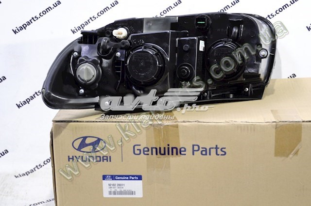 Правая блок фара Hyundai/Kia 921022B011 цена, от 170.76 USD