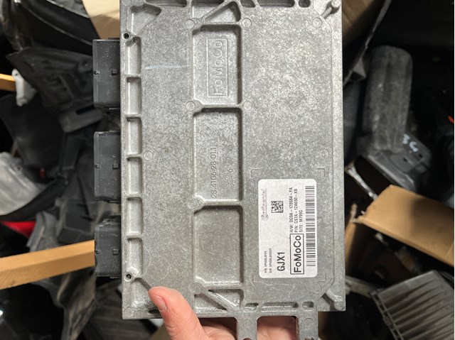 DG9A12B684YA Ford 