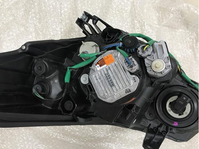 Правая фара 84001SG021 Subaru