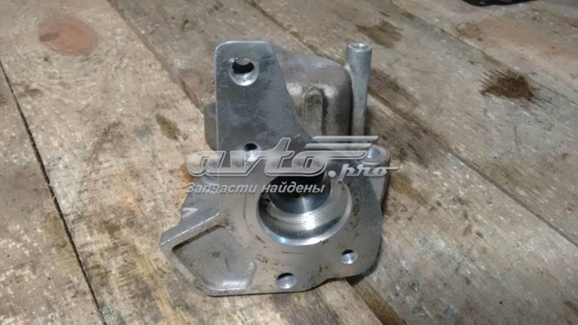 CJ5E9B374BC Ford Кронштейн топливного насоса ТНВД