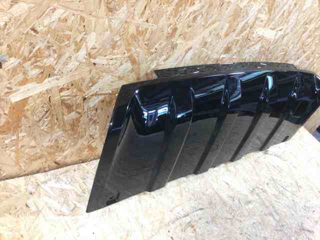 LR106652 Land Rover 