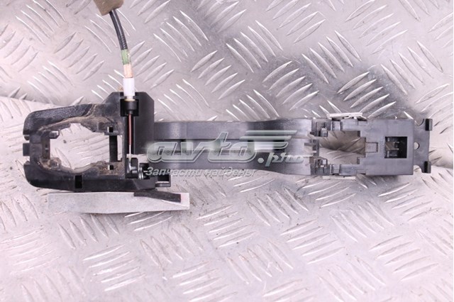 Купить 825015NA0A Nissan/Infiniti Замок двери задней левой