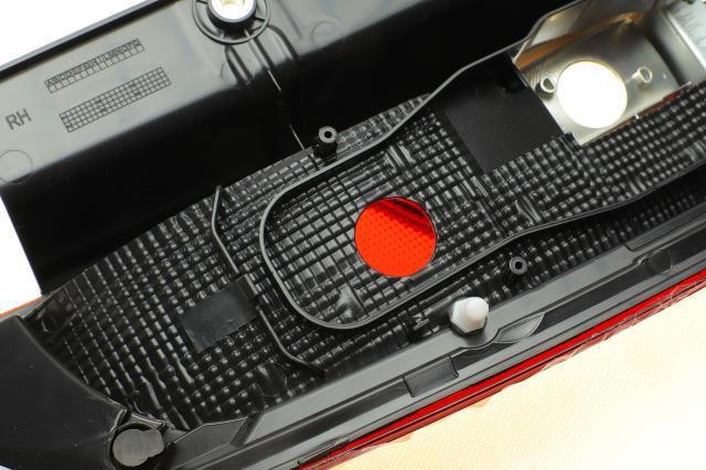 Фонарь задний правый Autotechteile 5030201 цена, от 56.14 USD