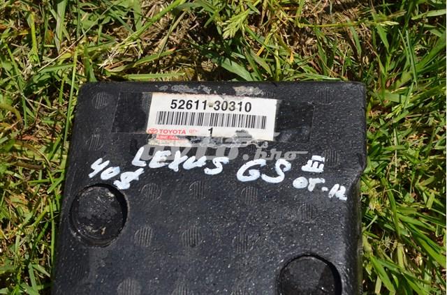 Абсорбер бампера переднего Toyota 5261130310