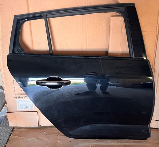 Задняя правая дверь Рено Меган IV
