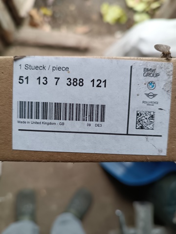  51137388121 BMW