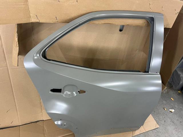 67003K2010 Toyota Дверь задняя, правая
