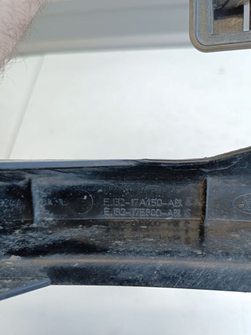 LR048696 Land Rover 