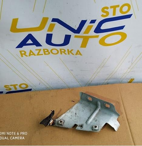 641C20003R Renault (RVI) креплення бампера правого master iii 641c20003r