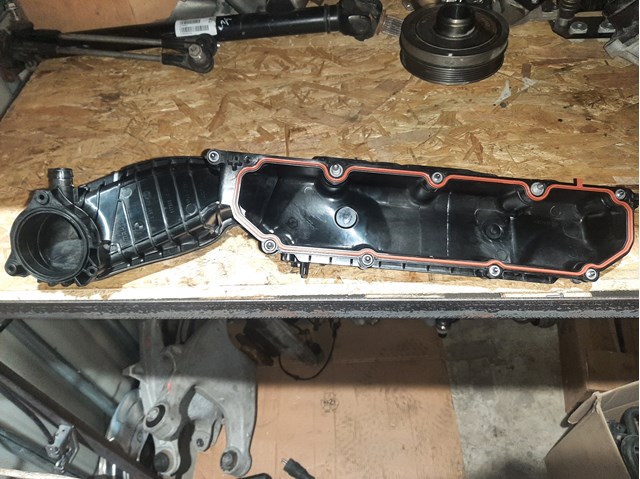 11615B3F937 BMW Colector de admisión izquierdo original y equivalente