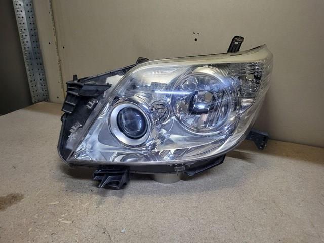 Левая фара 8117060L70 Toyota