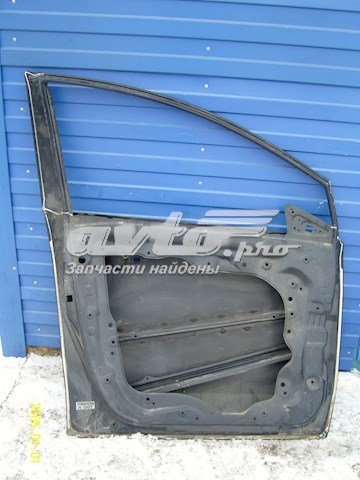 C2Y55902XF Mazda Водительская дверь