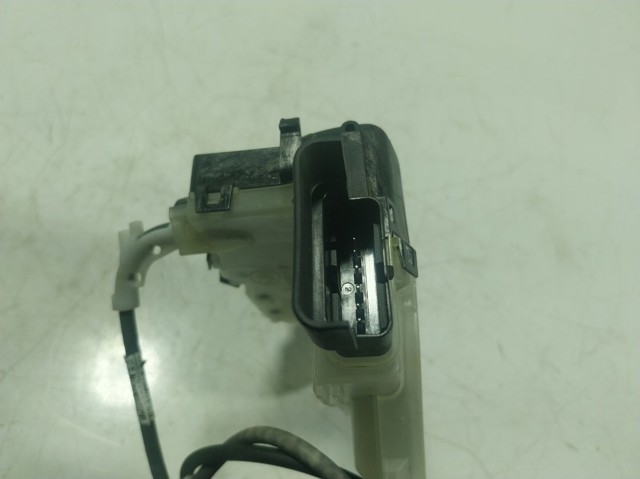 Замки и ручки дверей задка (две двери) Peugeot/Citroen 9816344180 цена, от 102.43 USD