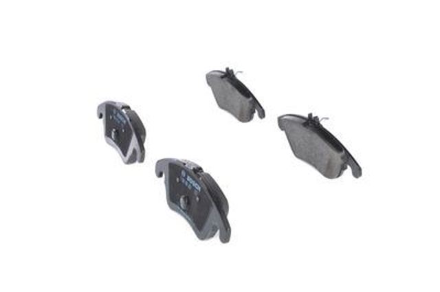 986494263 Bosch Колодки передние
