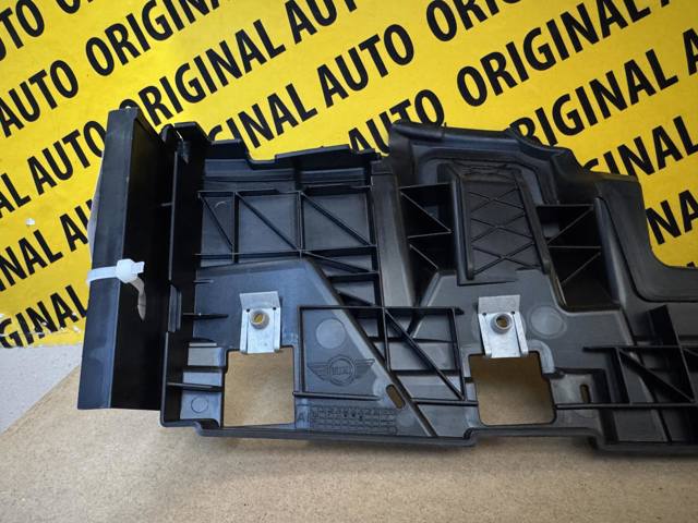 51745A01610 BMW 