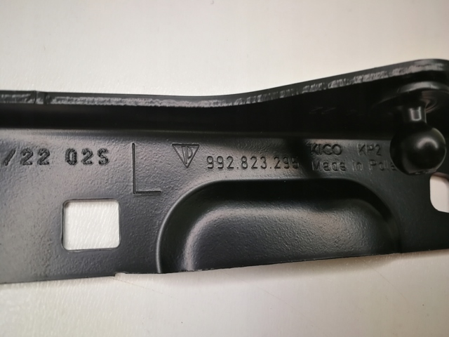  Porsche 992823295YGRV цена, от 172.37 USD