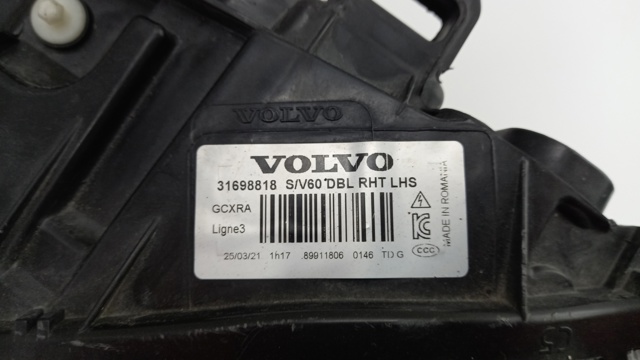 31698818 Volvo Фара