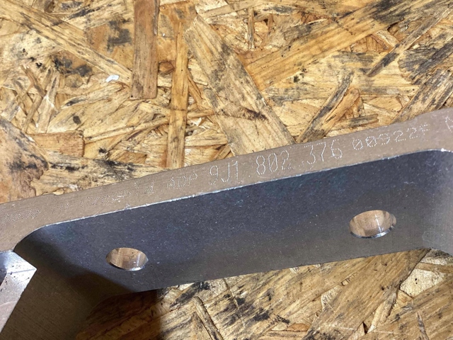 9J1802376 Porsche