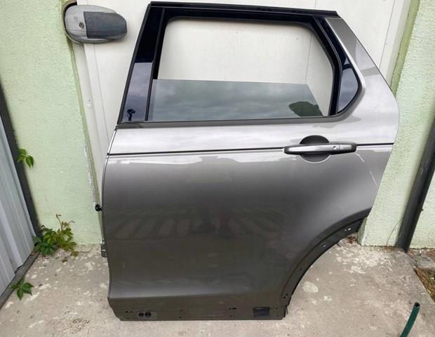 Дверь задняя, левая Land Rover LR061285 цена, от 324.49 USD