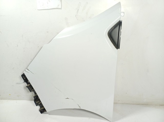 631014221R Renault (RVI) Переднее левое крыло