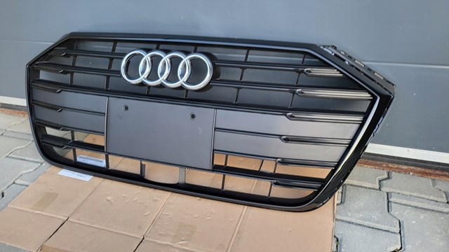 4N0853651K VAG Решетка радиатора