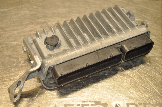8966133L20 Toyota Мозги двигателя