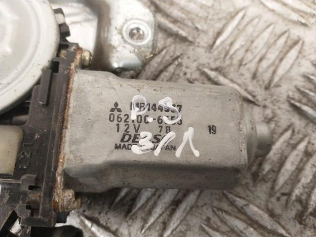  Mitsubishi MR144537