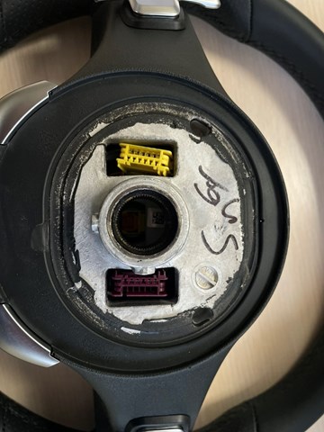 A0004609102 Mercedes Колесо рулевое