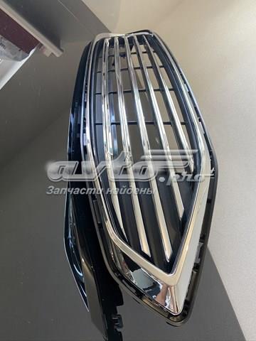 HS738150AAW Ford Решетка радиатора