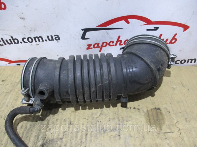 MR224142 Mitsubishi патрубок воздушного фильтра galant 2.0