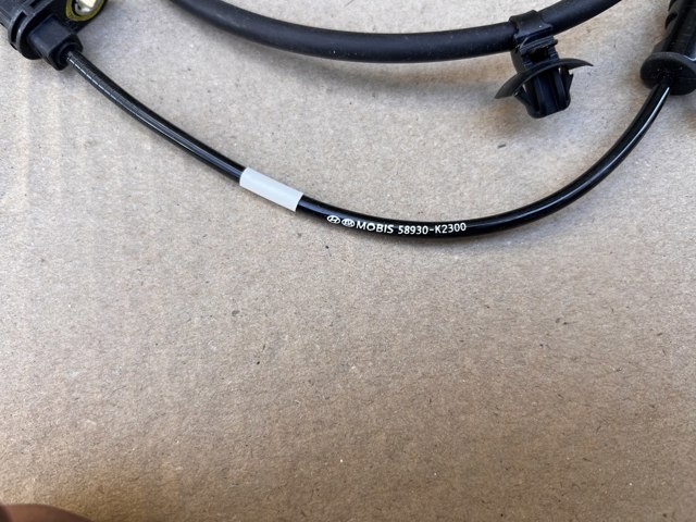 Датчик антиблокировочной системы торможения Hyundai/Kia 58930K2300 цена, от 70.62 USD