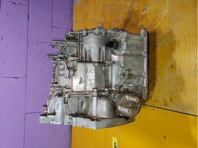  F0YA03000RV0 Mazda