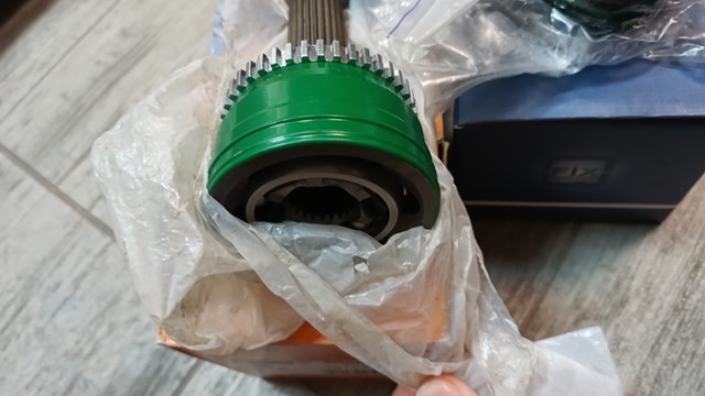 495001E600 Hyundai/Kia Полуось передняя левая